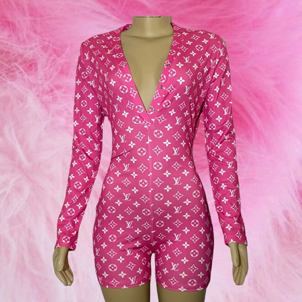 ❤︎ Sexy Button up Fashion Romper ❤︎